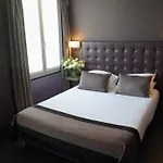 Saint-charles Hotel