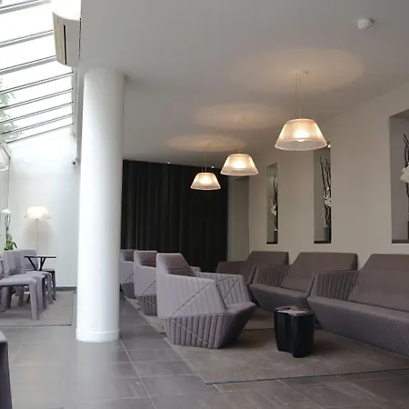 Hotel Saint-charles 3*