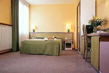 Saint-charles Hotel