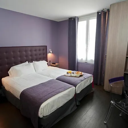 Hotel Saint-charles 3*