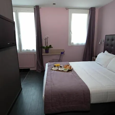 Saint-charles 3* Paris
