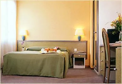 Saint-charles Hotel 3*