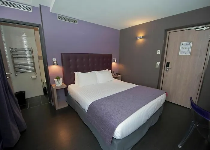 Hotel Saint-charles 3*