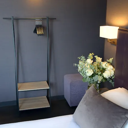 Saint-charles 3* Paris
